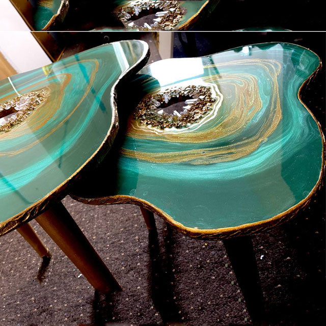 2x Nesting Geode Tables TEAL GOLD Natural Quartz Resin Emerald agate Coffee/side Table with gold metal legs