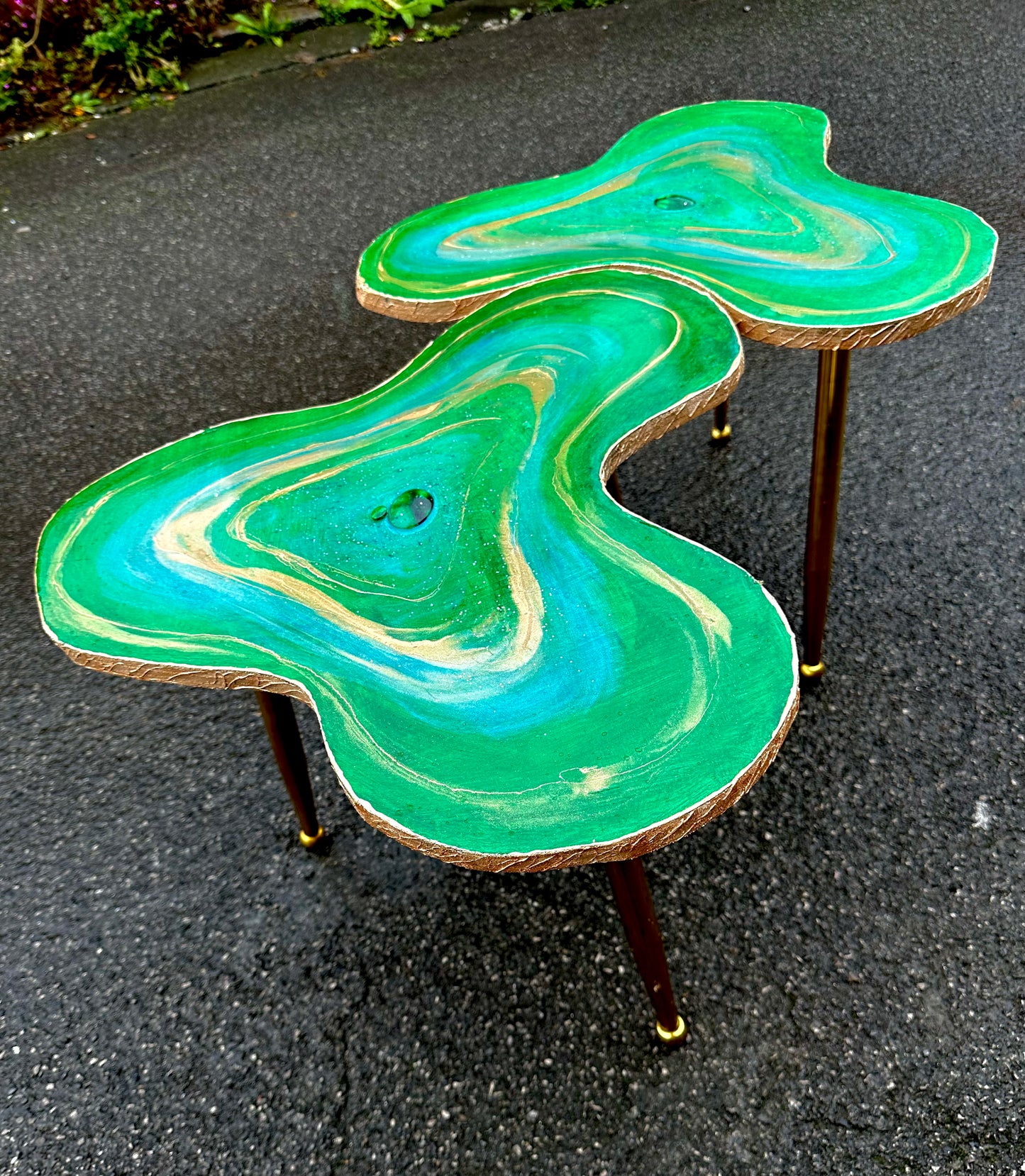 Big Handmade emerald Geode Gold Coffee/table Nesting Epoxy coffee table set