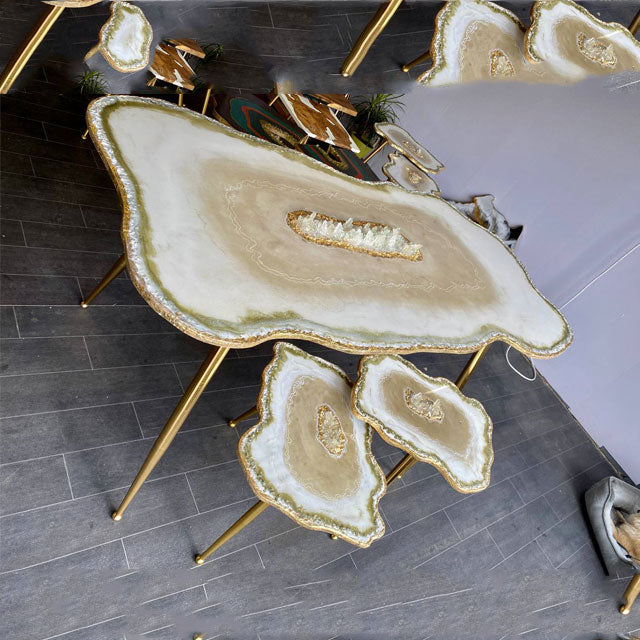 3 x Luxury Agate Quartzs crystals Large coffee table & Shiny Beige White Gold leaf Geode Nesting coffee table set with Gold plated metal legs