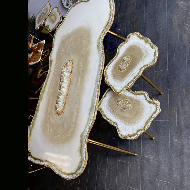 3 x Luxury Agate Quartzs crystals Large coffee table & Shiny Beige White Gold leaf Geode Nesting coffee table set with Gold plated metal legs