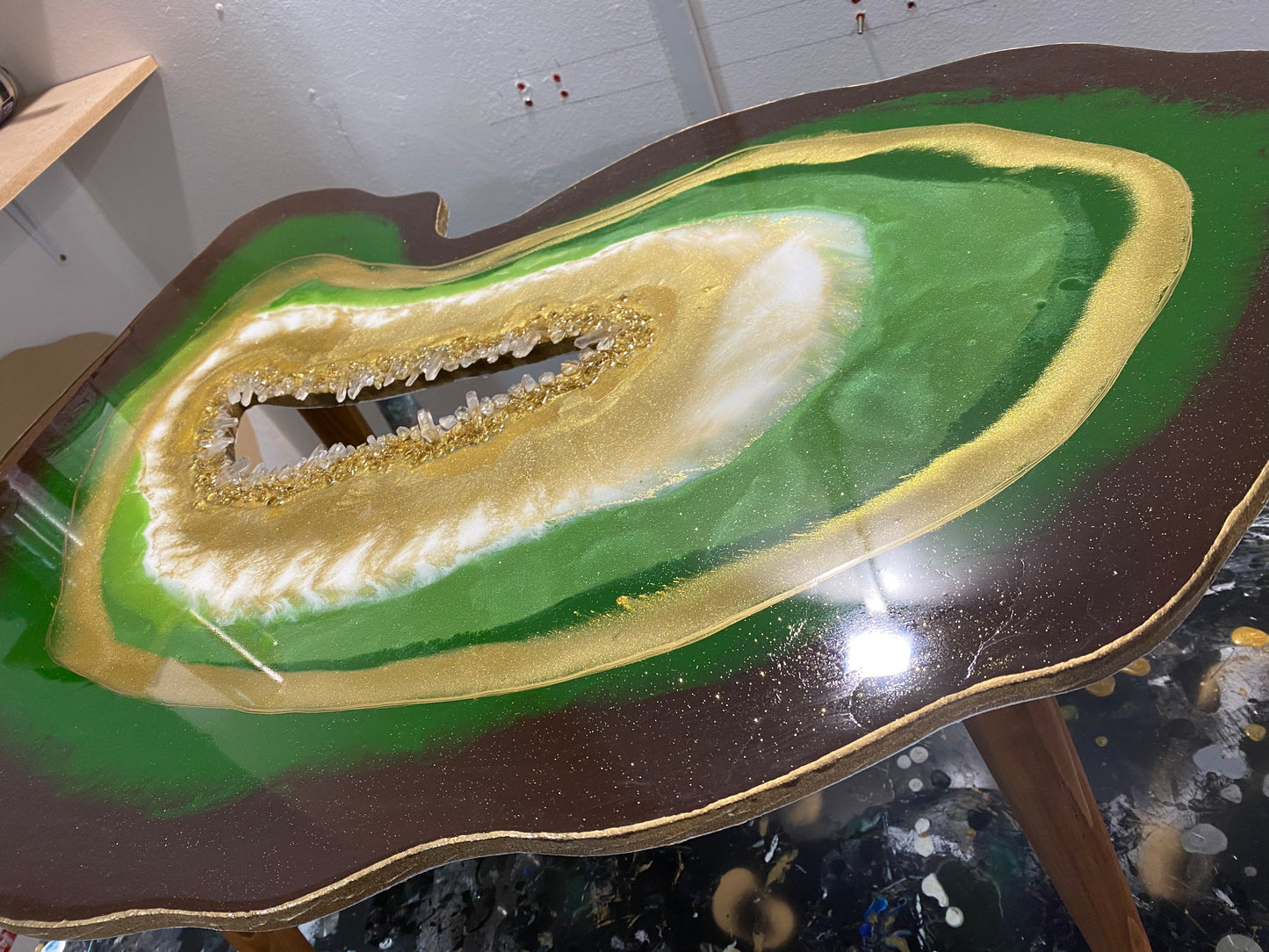 Geode natural Quartz Emerald green coffee table gold metal legs