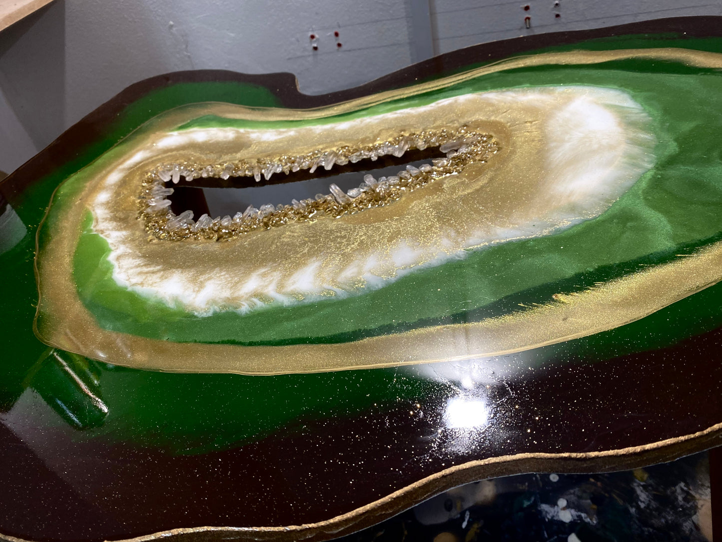 Geode natural Quartz Emerald green coffee table gold metal legs