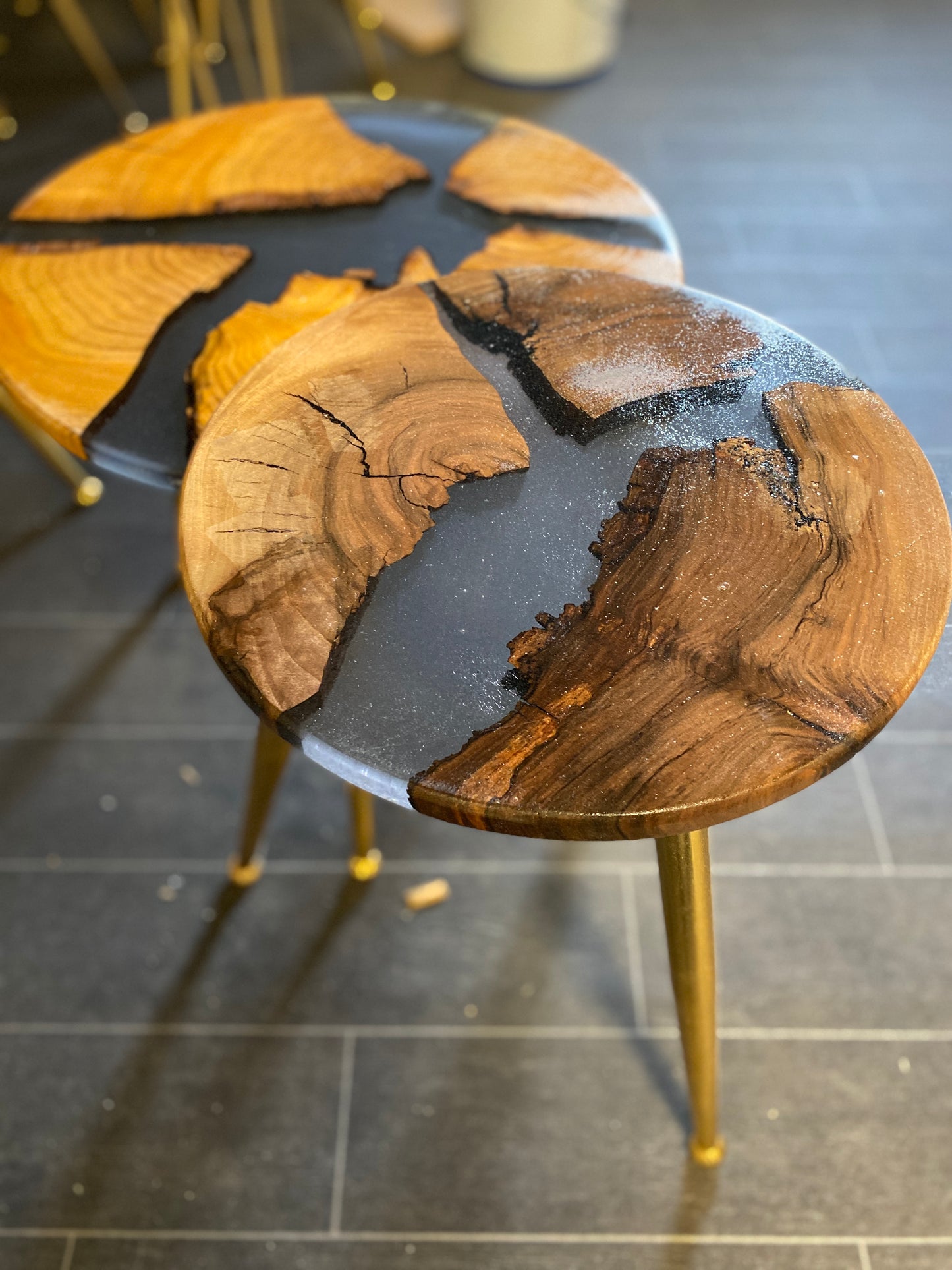 2 X Nesting Epoxy Resin Silver clear Epoxy Rustic Coffee table SET with the gold plated metal legs