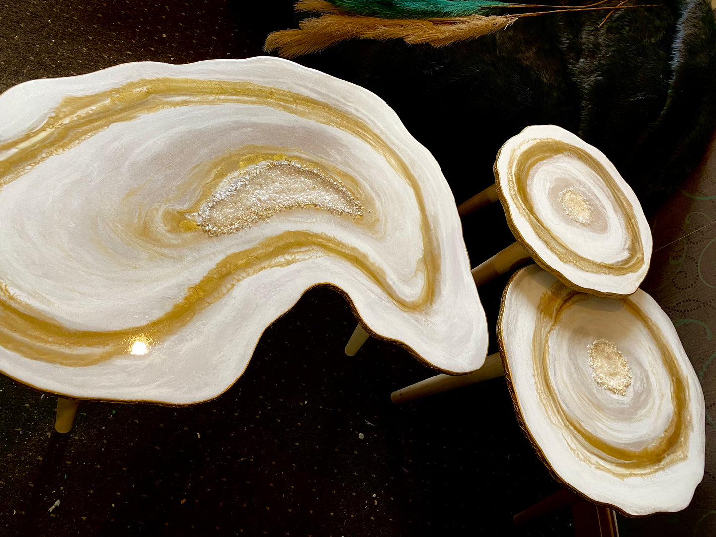 3 x  large handmade geode Resin Nested Coffee tables white gold geode crystals agate artwork coffee table SET gold metal legs